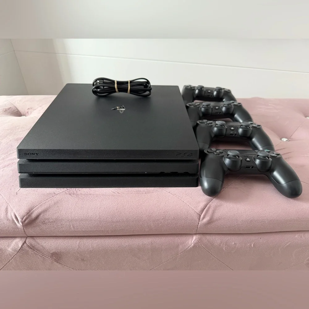 Sony PlayStation 4 Pro 1TB Bundle - 1 Console + 4 Controllers